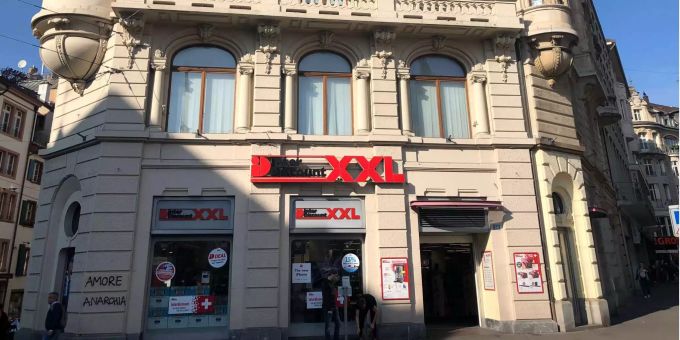 Die XXL Interdiscount-Filiale auf dem Marktplatz in Basel. Die XXL Interdiscount-Filiale auf dem Marktplatz in Basel.