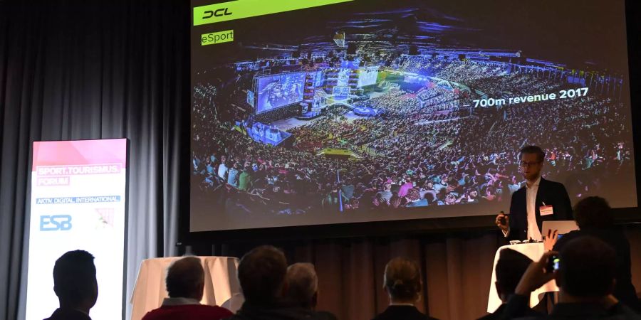 Der erste eSport Business Kongress in der Olma Messe dreht sich alles um den digitalen Sport.. Foto: Grießenböck