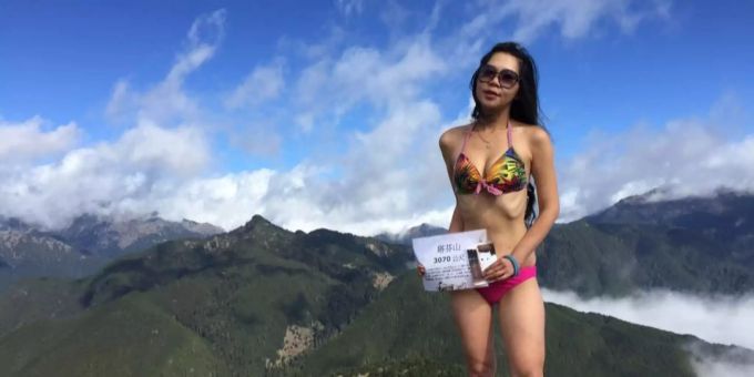 Tödliches Selfie - Bikini-Wanderin Gigi Wu stürzt in Schlucht