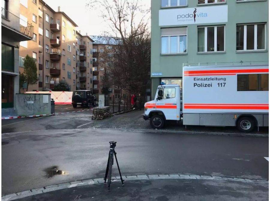 Die Brandstelle in Zürich Wiedikon.