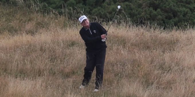 Donald Trump ist leidenschaftlicher Golfer. (Symbolbild) Donald Trump