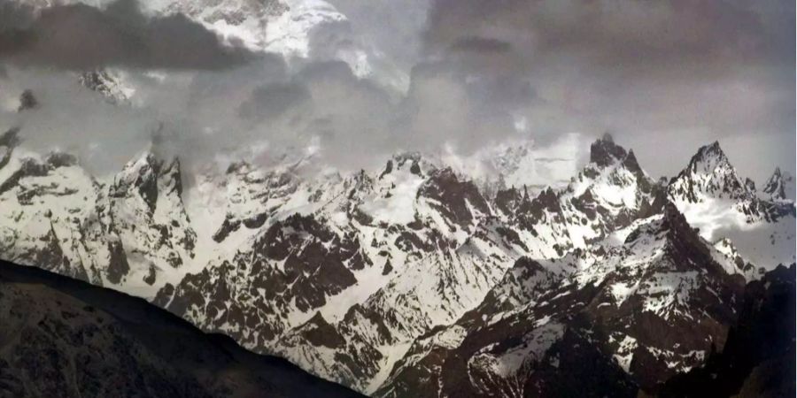 Eine französische Bergsteigerin wurde aus den pakistanischen Bergen gerettet.