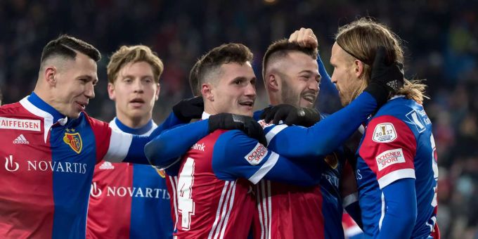 Jubel in Basel: Der FCB gewinnt 3:0 gegen St. Gallen. Jubel in Basel: Der FCB gewinnt 3:0 gegen St. Gallen.