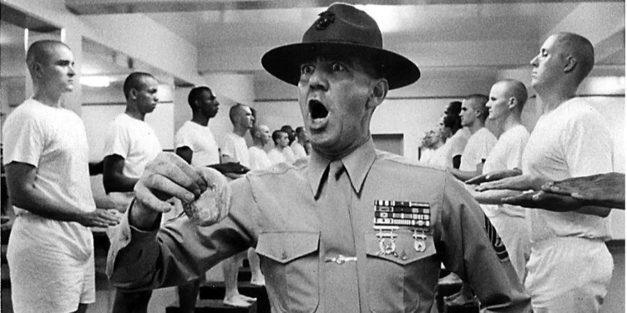 Die Rolle des knallharten Sergeant Hartman im Kriegsfilm «Full Metal Jacket» brachte Lee Ermey eine Golden-Globe-Nominierung ein.