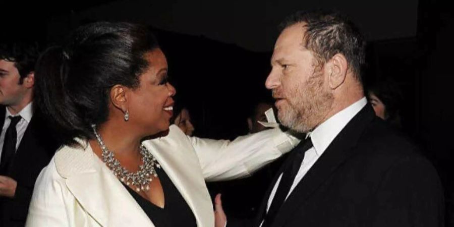 Oprah Winfrey scheint für Harvey Weinstein immer ein Lächeln bereit zu haben.