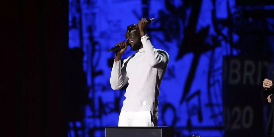 Der Londoner Rapper Stormzy («Own It») ist bei der 40. Verleihung der Brit Awards als Bester Britischer Solokünstler geehrt worden.