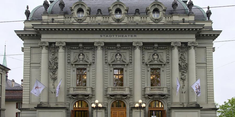 Das Berner Stadttheater. Belästigungsvorwürfe bei Bern Ballett stehen im Raum. (Archiv)