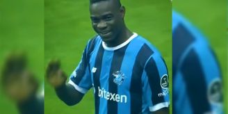 Transfer-Ticker - Balotelli unterschreibt bei Ex-Klub in der Türkei Transfer-Ticker - Balotelli unterschreibt bei Ex-Klub in der Türkei