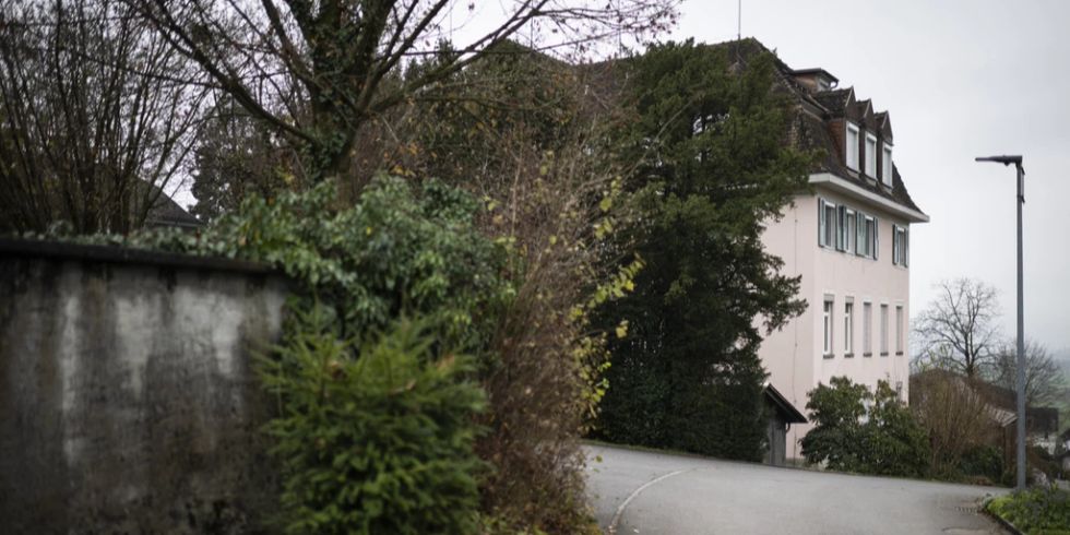 Diese gefährlichen Sekten gibt es in der Schweiz | Nau.ch