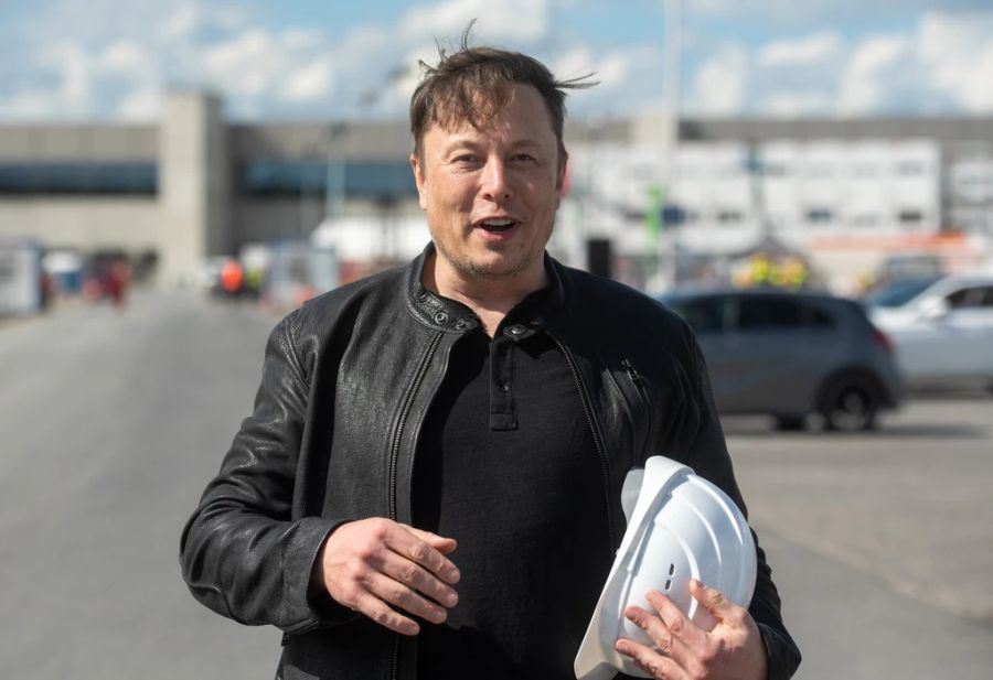 Auch Elon Musk schwört auf Leder.