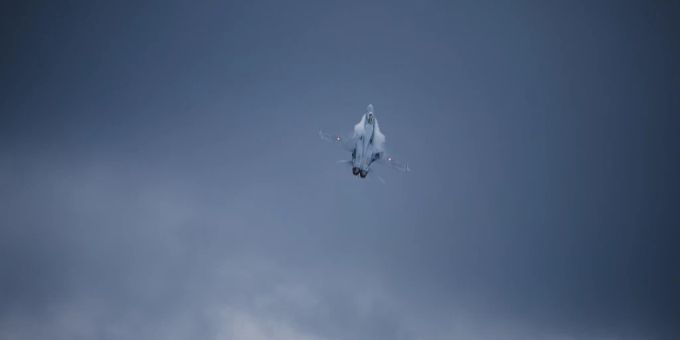 Ein F/A-18-Kampfjet bei einer Vorführung. (Archivbild) F/A-18-Kampfjet