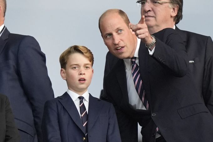 Prinz George und sein Papa Prinz William in Berlin. Euro 2024 Soccer