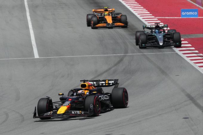 Red Bull, Mercedes und McLaren waren beim Spanien-GP der Formel 1 fast auf Augenhöhe unterwegs. Formel 1 Spanien