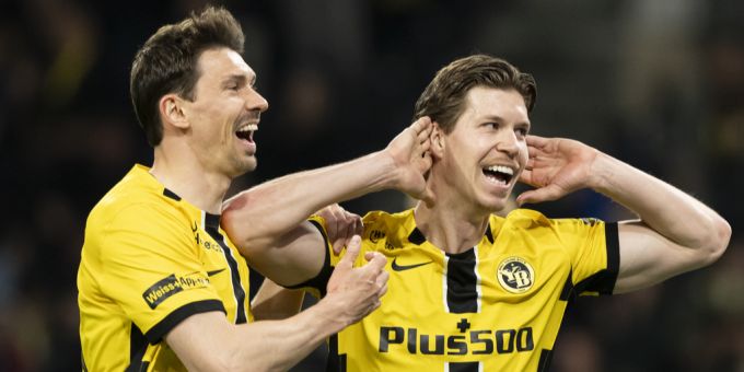 Grosser Jubel in der Nachspielzeit: Cedric Itten (r) schiesst YB zum Sieg. YB FC Luzern