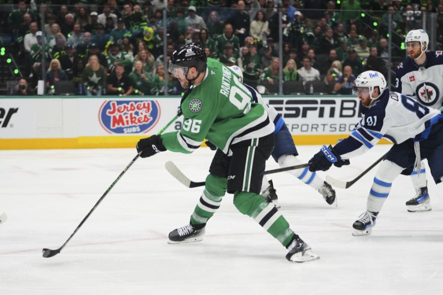 Nino Niederreiter NHL