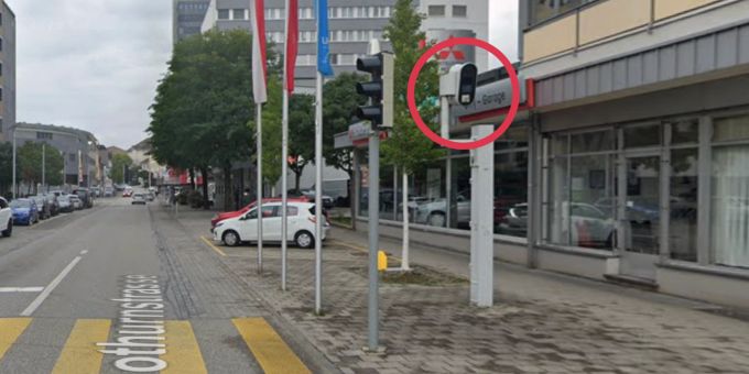 Dieser Blitzer in Grenchen SO blitzt sogar Jogger. Blitzer