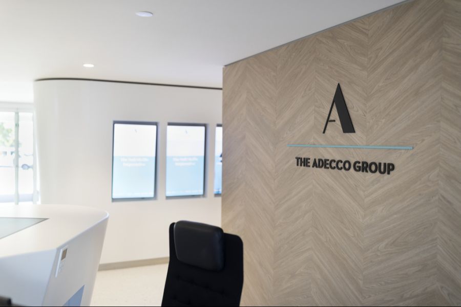 Adecco Group SMI