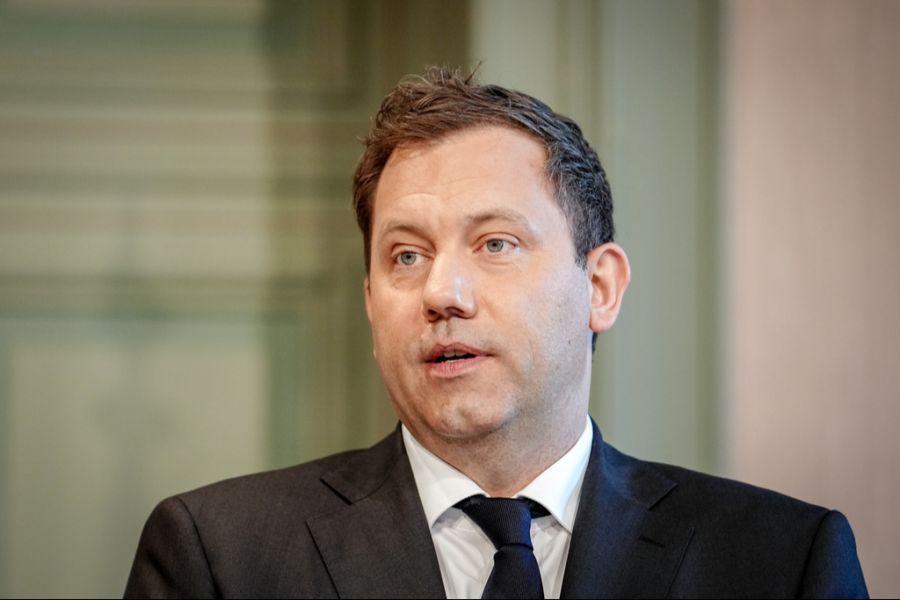 Auch Vizekanzler Lars Klingbeil begrüsst den Deal, findet aber, dass Zölle der Wirtschaft schaden.