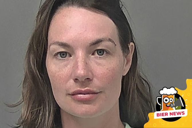 Lucy Roberts Mugshot