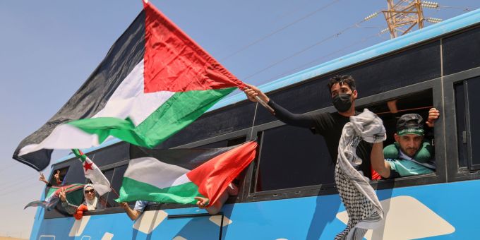 Aktivisten wollen am Grenzübergang Rafah gegen Israels Angriffe im Gazastreifen protestieren. Nahostkonflikt - Libyen