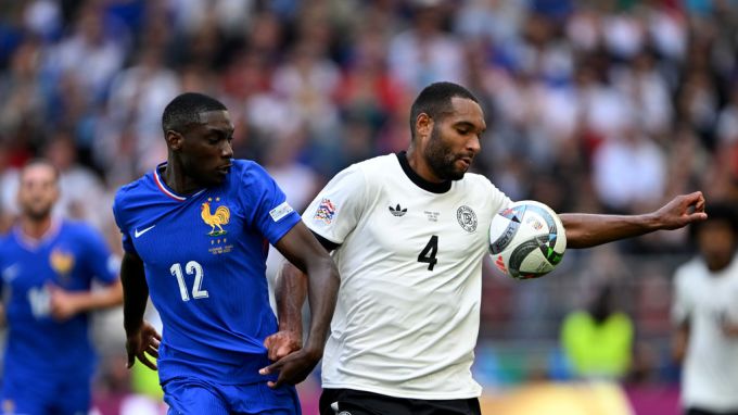 Bayern München nimmt Neuzugang Jonathan Tah zur Club-WM mit. Bayern München