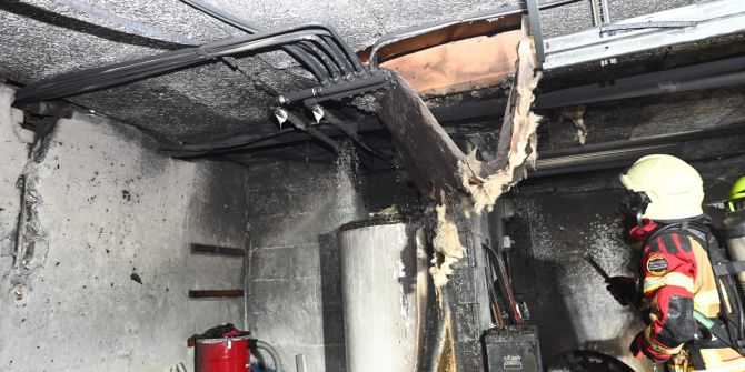 Brand in Garage