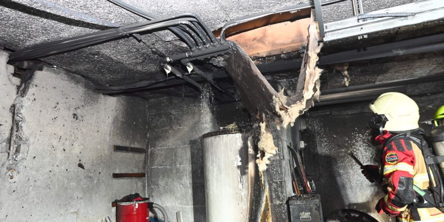 Brand in Garage