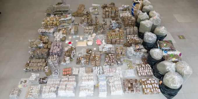 Bern: Rund eine Tonne Haschisch und Marihuana sichergestellt. Tonne Haschisch