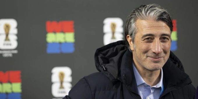Murat Yakin bei der Auslosung der WM-Qualigruppen. Schweizer Nati