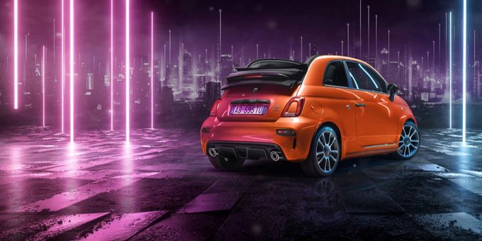Der Abarth ist ein kleiner, aber extrem schneller und agiler Sportwagen. Er wird oft als böser Bruder des Fiat 500 bezeichnet. Abarth 595