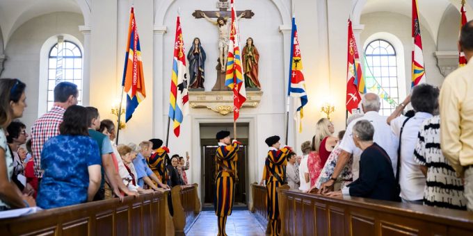 Papst Franziskus hat die Schweizergardisten gelobt. Schweizergardisten