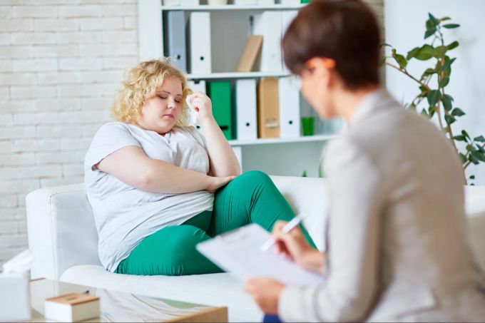 Menschen, die stark Übergewichtig sind, leiden oft unter Depressionen. Depressionen