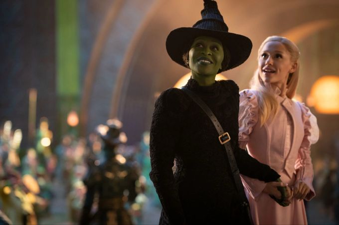 Cynthia Erivo als Elphaba und US-Popstar Ariana Grande als Glinda glänzen in «Wicked». Kinostarts - "Wicked"