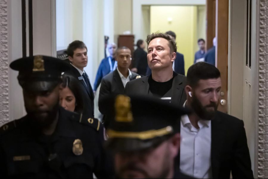Hinter den Kulissen herrscht laut einer Finanzexpertin «absolutes Chaos» und Kämpfe zwischen verschiedenen Fraktionen.