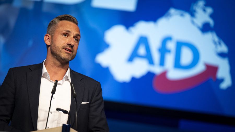 Das Label ‹rechtsextrem› habe sich in Teilen der Bevölkerung abgenutzt. «Viele lesen den Vorwurf ‹rechtsextrem› eher als Kampfbegriff der AfD-Gegner denn als Warnsignal.»