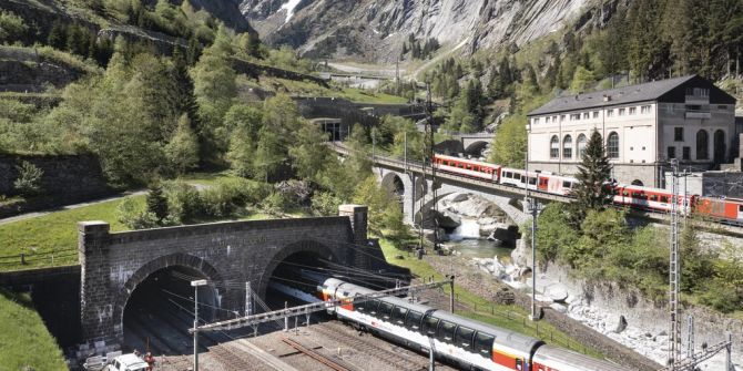 Das Bild zeigt den Gotthard-Tunnel