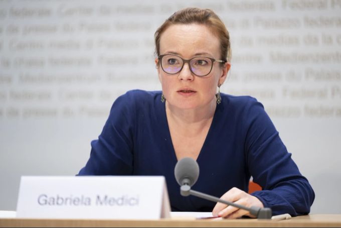 Gabriela Medici, SGB-Rentenspezialistin, spricht im Rahmen einer Medienkonferenz zur Abstimmung über die BVG-Reform. Gabriela Medici SGB-Rentenspezialistin BVG-Reform