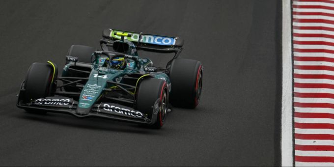 Aston Martin ist in der Formel 1 aktuell nicht konkurrenzfähig. Aston Martin Formel 1