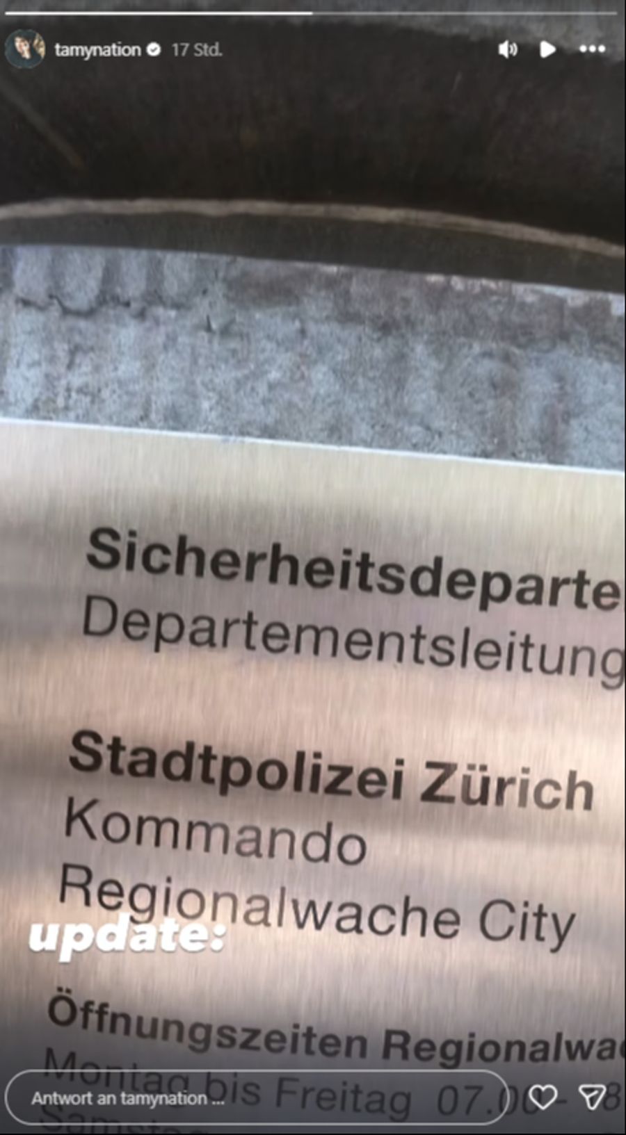Nach dem Vorfall geht sie in Zürich zur Polizei.