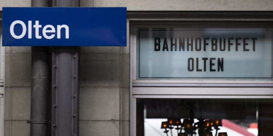 Der Bahnhofplatz Olten soll neu gestaltet werden. Der Solothurner Kantonsrat hat dem Verpflichtungskredit zugestimmt. (Archivbild)