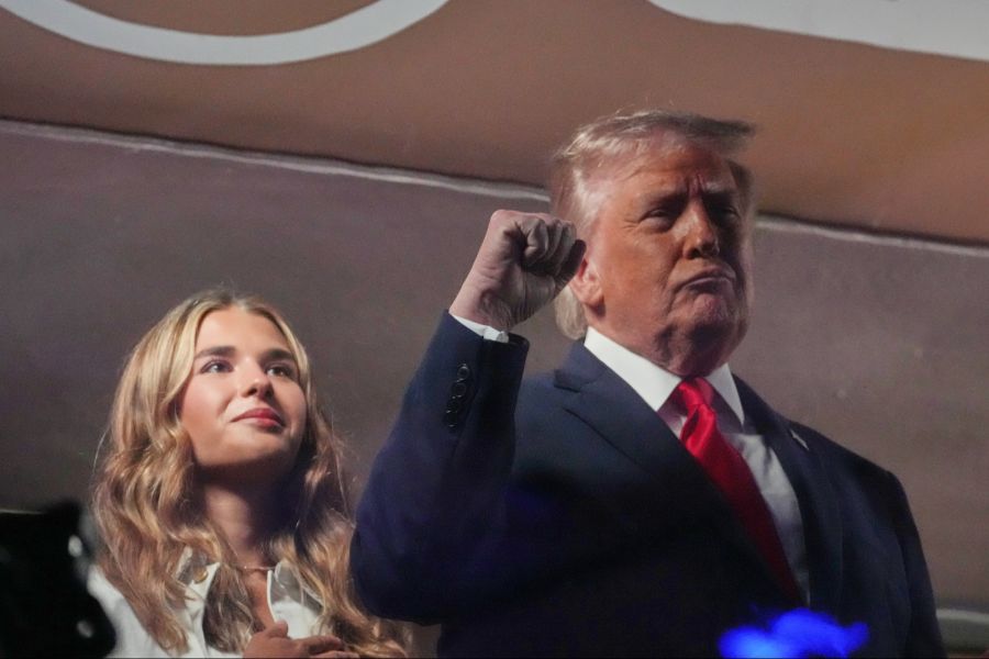 Donald Trump und seine Enkelin Kai bei den NBA-Finals.