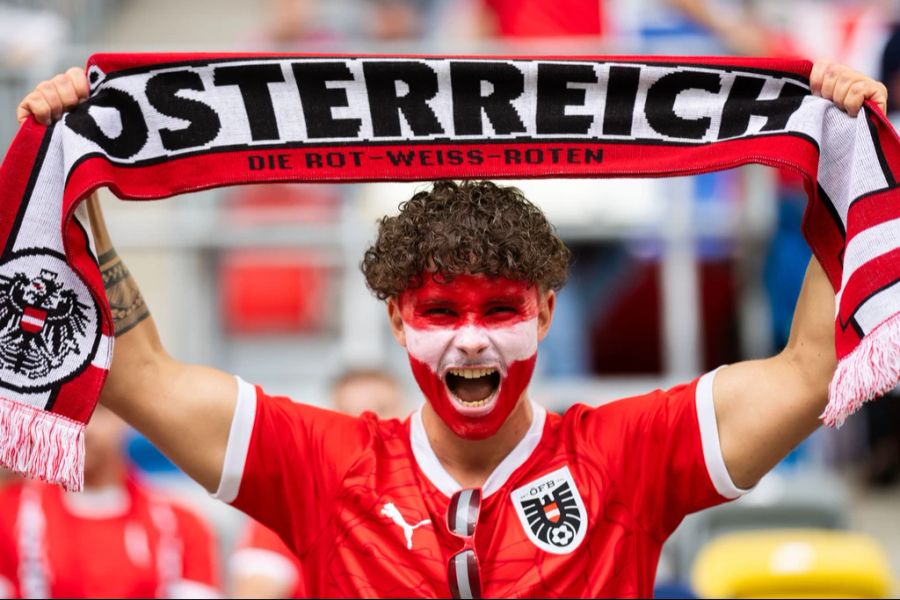 Einige Österreich-Fans erlebten gestern eine Horror-Anreise zum EM-Spiel. (Symbolbild)