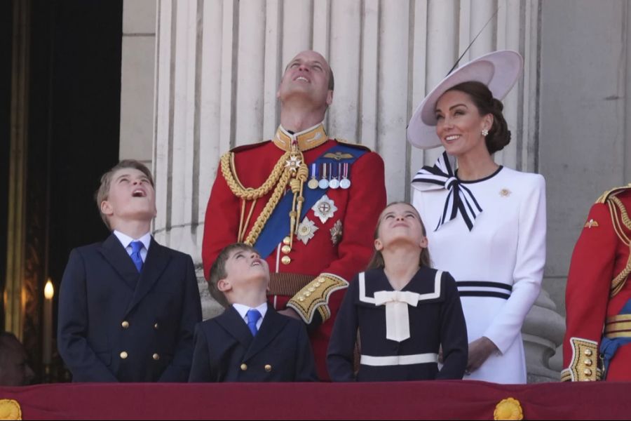 Prinzessin Kate zeigt sich erstmals seit ihrer Krebserkrankung in der Öffentlichkeit.