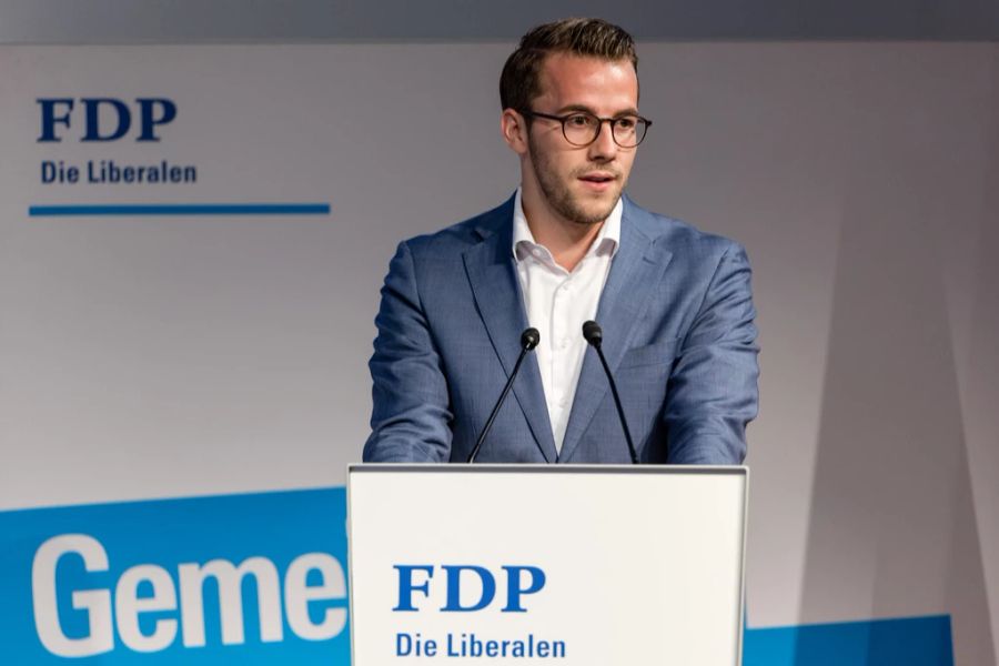 Um sich zu schützen, greift die Polit-Elite auf Sicherheitsmassnahmen zurück. FDP-Nationalrat Andri Silberschmidt verschweigt beispielsweise seine Wohnadresse.