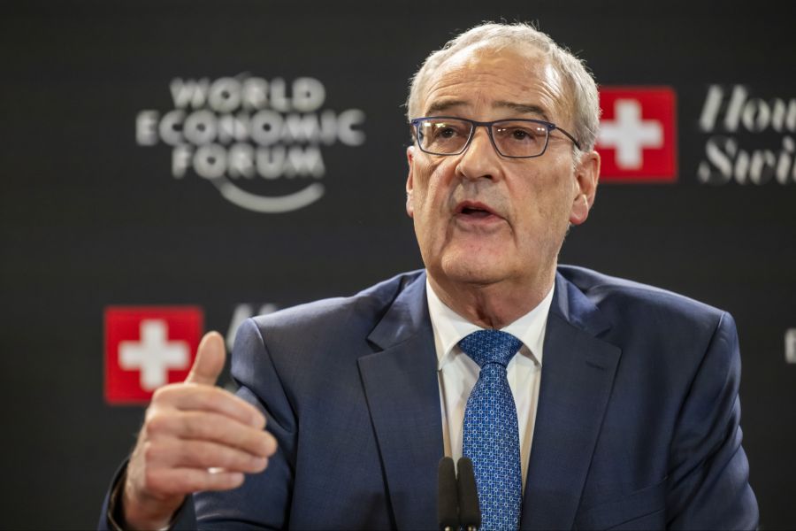 Anschliessend trat er jedoch ins Fettnäpfchen: Parmelin sei ein fantastischer Vertreter «für die Franzosen».