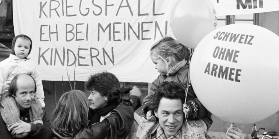 Am 26. November 1989 stimmte die Bevölkerung über die Volksinitiative «Für eine Schweiz ohne Armee» ab. Überraschend viele sagten Ja zur Vorlage. (Archivbild).