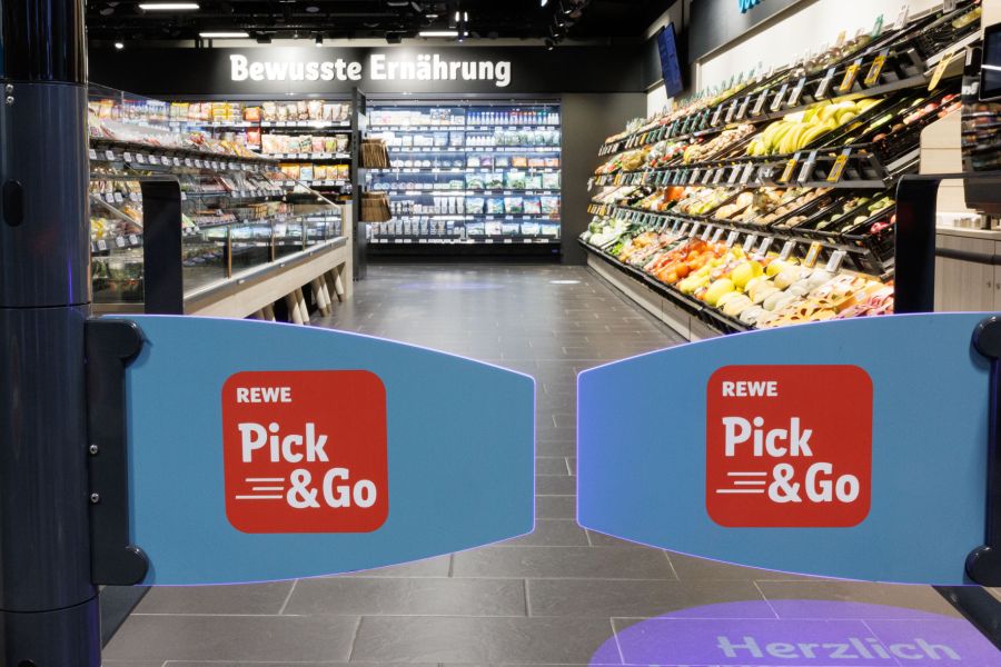 Ein anderer Rewe-Händler erklärt, dass er an Weihnachten nur noch Lindt-Produkte unter 8 Euro (7.35 Franken) anbieten werde. (Symbolbild)