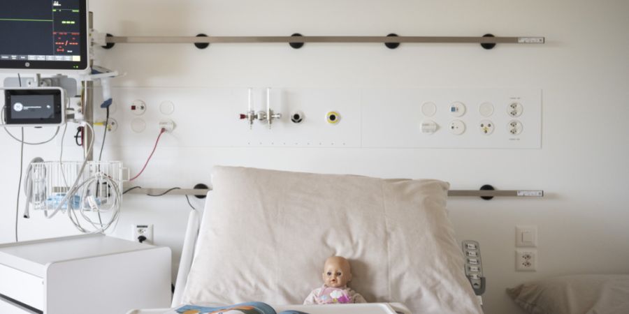 Wegen Misshandlungen wurden im Kinderspital Zürich im letzten Jahr 732 Kinder und Jugendliche betreut. (Symbolbild)