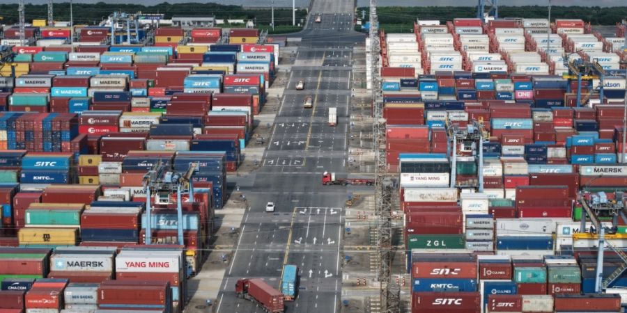 2025 beendete China das Aussenhandelsjahr mit einem Rekordüberschuss. Der Trend scheint sich zum Jahresbeginn fortzusetzen. (Archivbild)