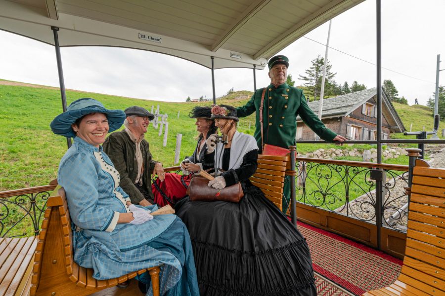 Rigi Dampfbahn Wanderung